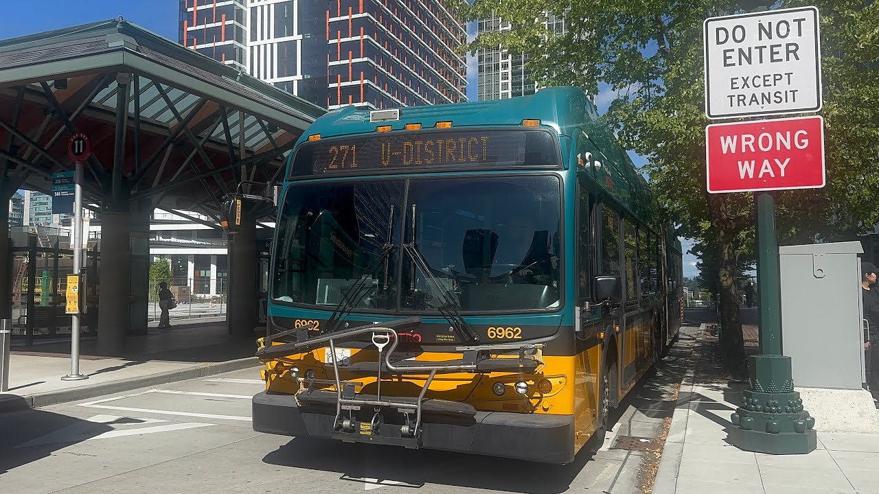 King County Metro & Sound Transit Early Evening Rush Hour Action @ Bellevue Transit Center 7/3/25