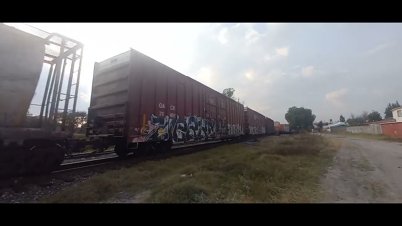 FXE 4686 FXE 4017 Mexicali al sur pasando en bojay