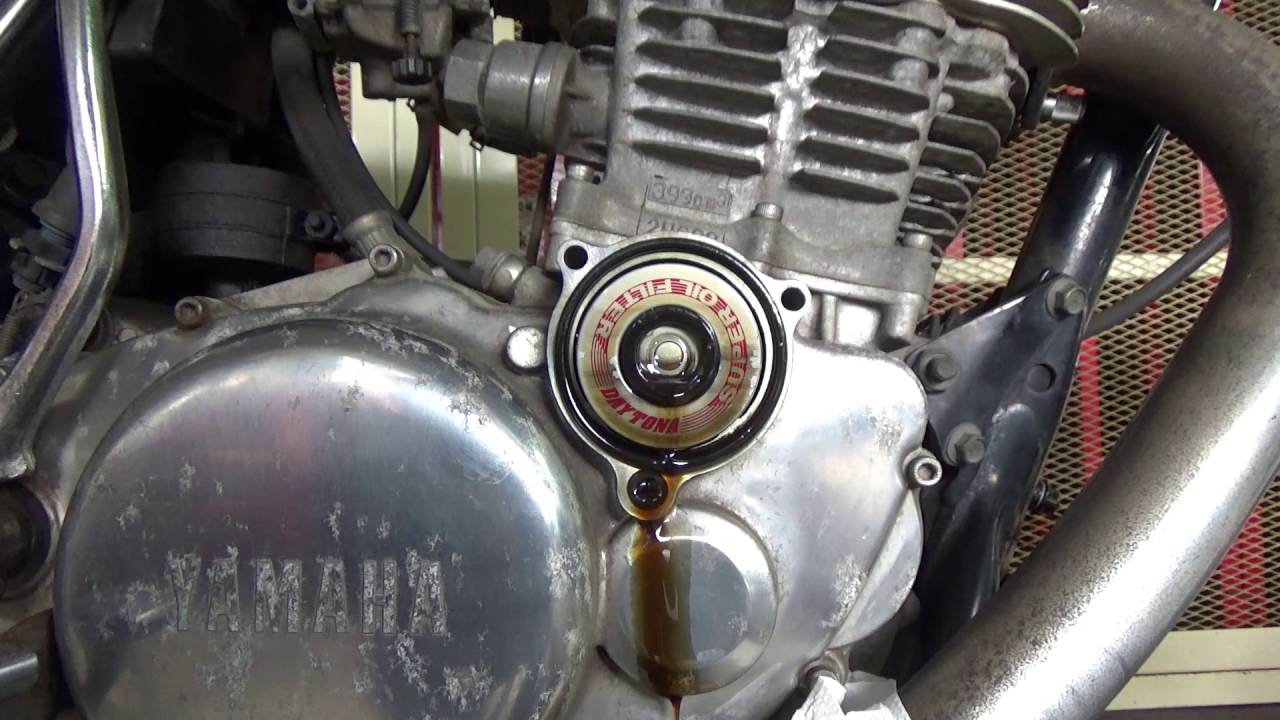 How to change engine oil SR400