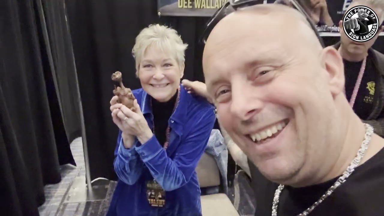 Personally signed by Dee Wallace from E T  the Extra Terrestrial Movie
