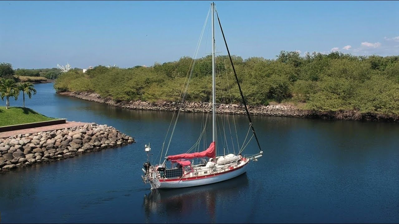 A Boat Tour and a Weather Window - Season 3 Ep 5 - S/V Adventurer