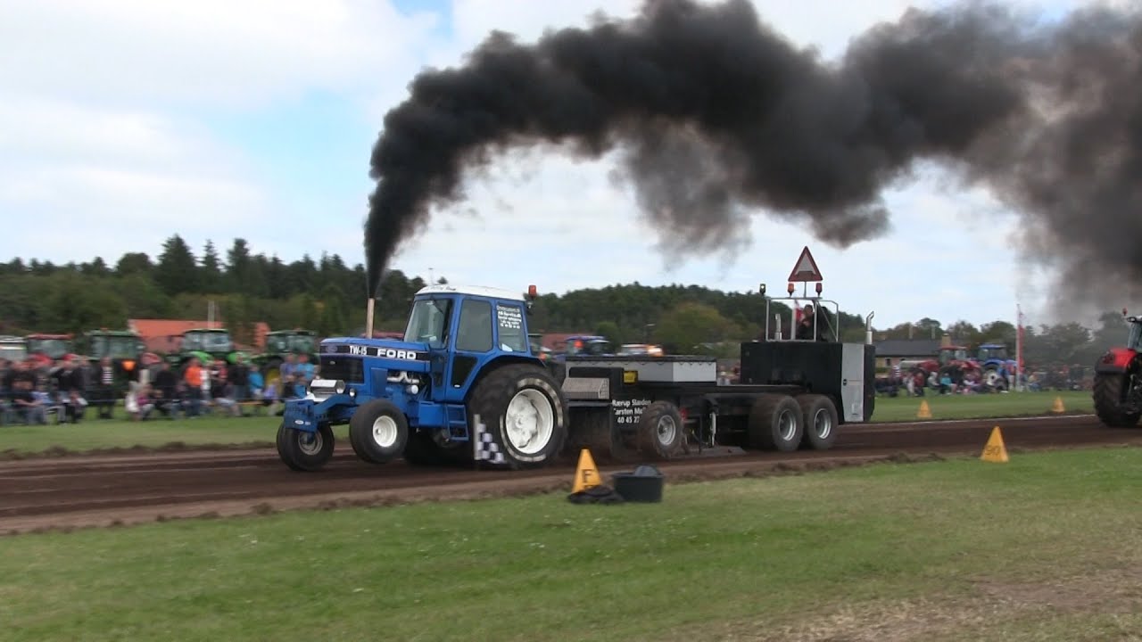 Ford TW-15 | Tractor Pulling Hj&oslash;rring