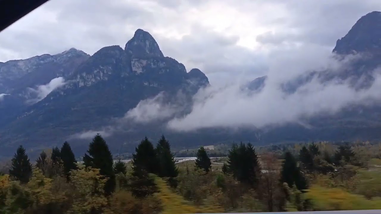 Piave river II, cloudy, Longarone I, Veneto, Italy, 26/10/24 #cloudy #autumn #colour #river