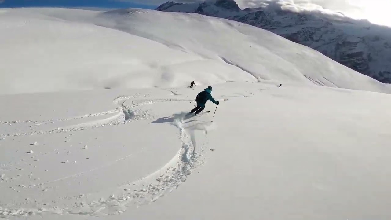 Ski de rando au Gros Têt - plateau d'Emparis en hiver