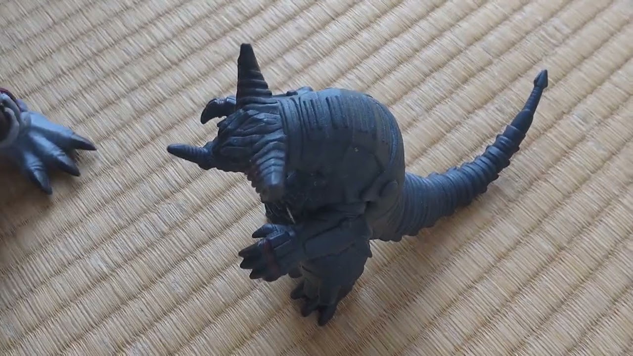 復活のメカゴモラ
