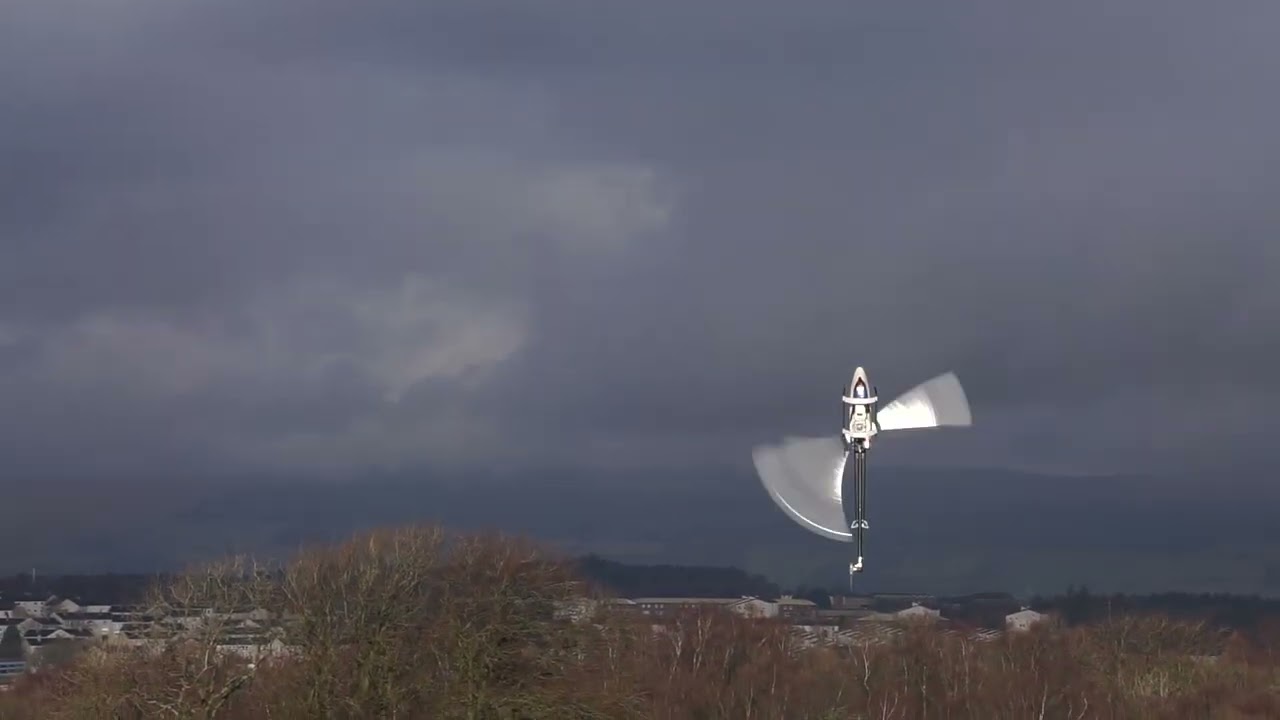 Fraser Oneil at Cumbernauld Model FLying Club with his Align 500 electric