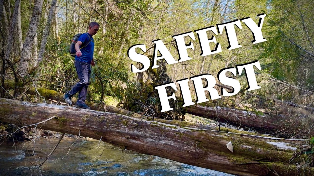 Everyone Needs To Know These Spring Hiking Tips