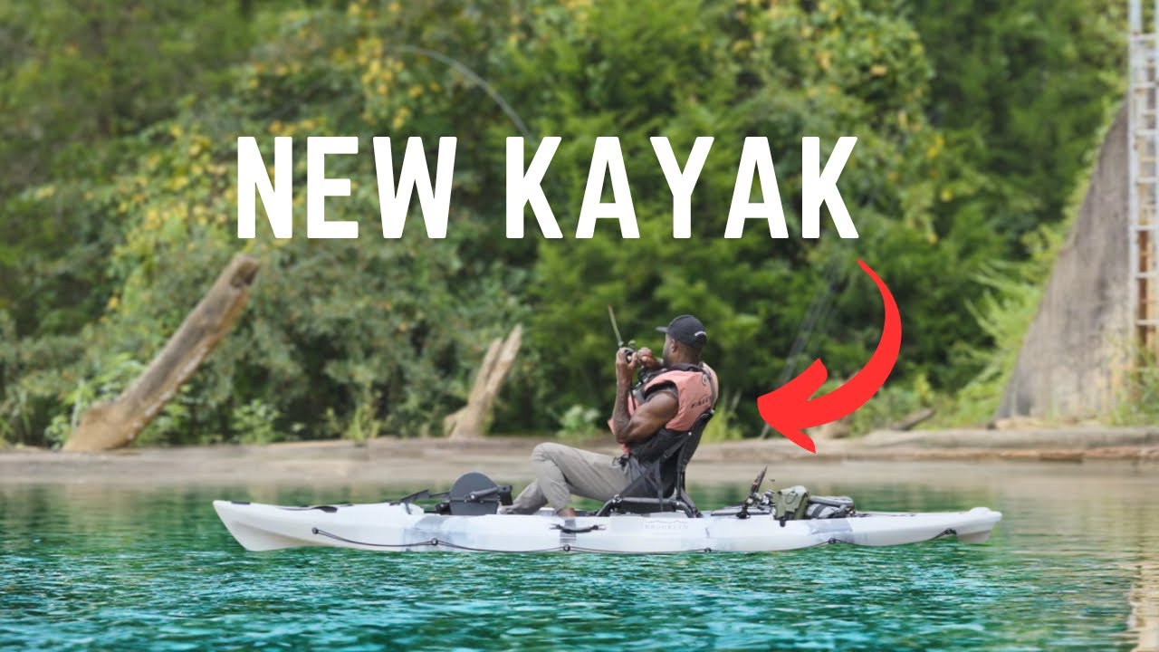 I love fishing this PRIVATE Lake (New Kayak)