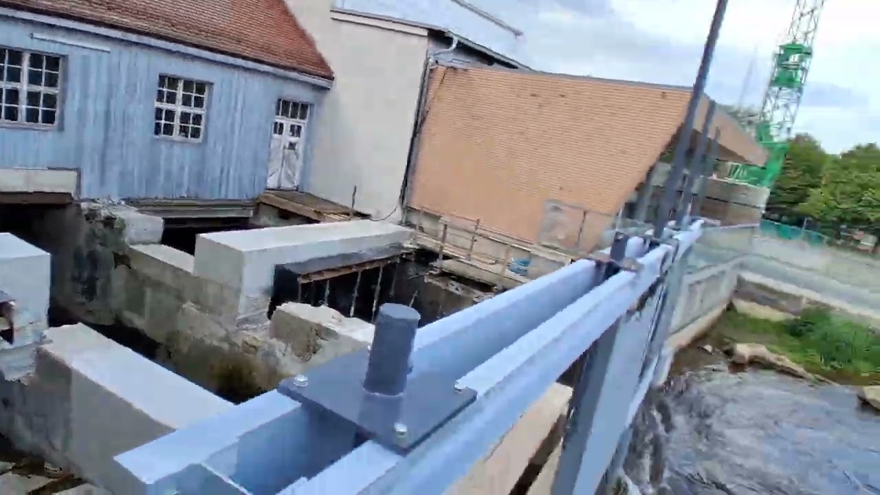 Die Sanierungen am E-Werk von Holz Espermüller gehen weiter. 🏗🚧💧➕️⚙️⛓️ Inklusive Stahlwasserbau 