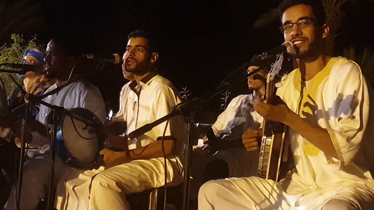 Bismi lah anniyt rzmkh serm lbab- outhnaout - من اداء مجموعة اورتان groupe ourtan
