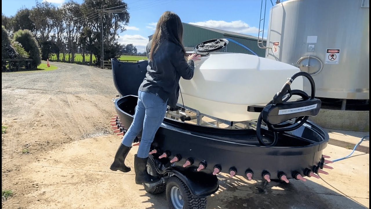The Key Features of the Stallion OTM (Open Trough Mixer Tanker Feeder) For Calf Rearing