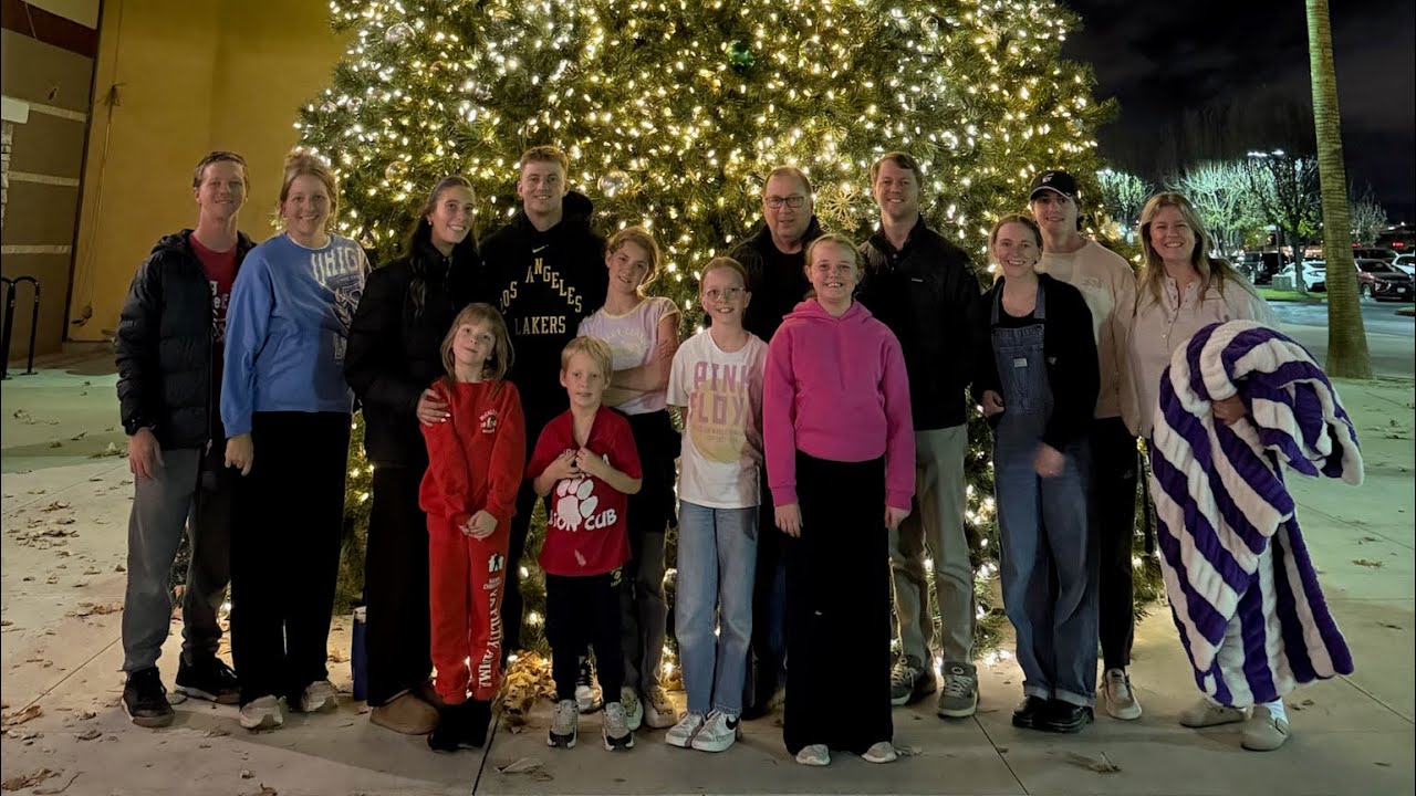 Andersen Christmas 2025