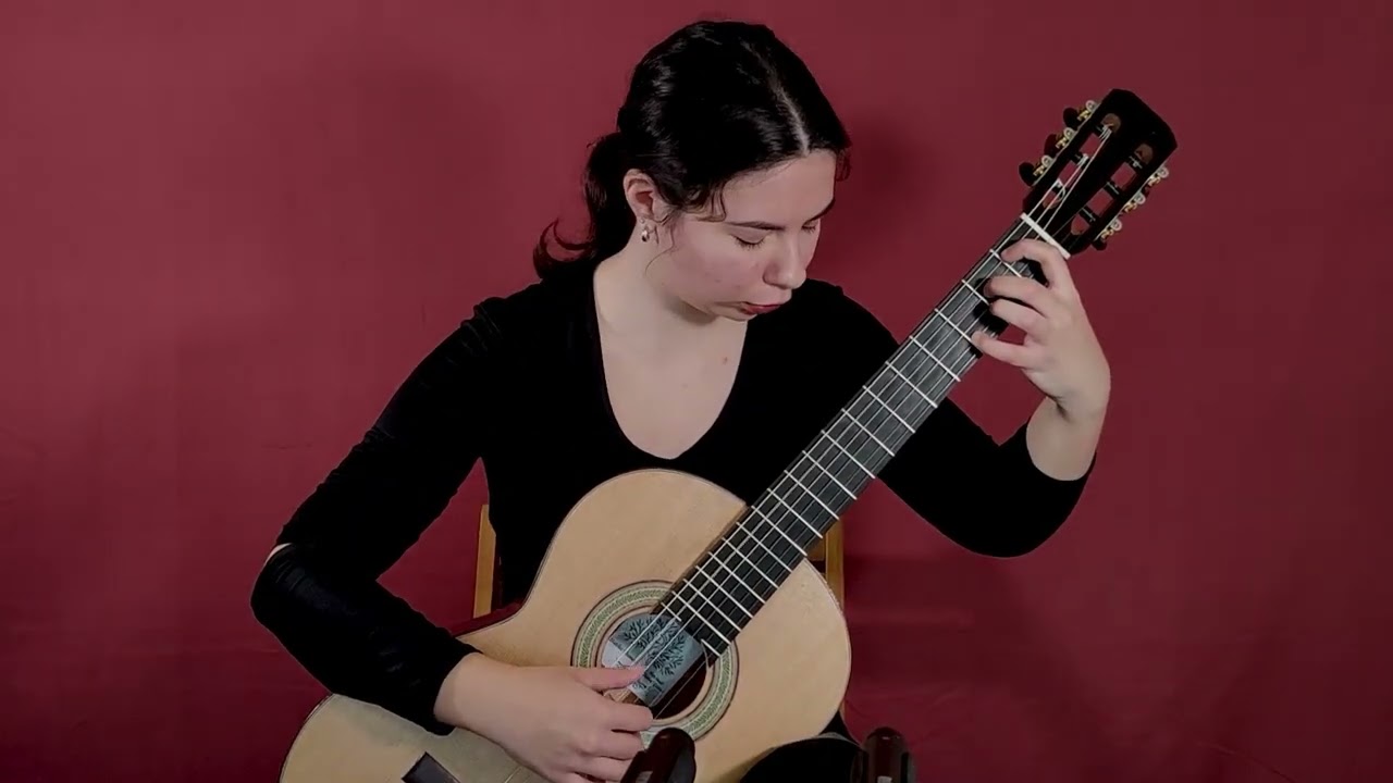 Agustin Barrios Mangoré  Vals Op. 8, No. 3 - Kornilia Spingou