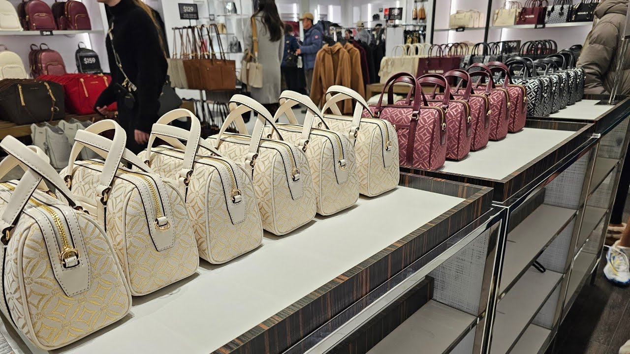 😍MICHAEL KORS OUTLET~ BAGS~ WALLETS~ SHOES & MORE!👜