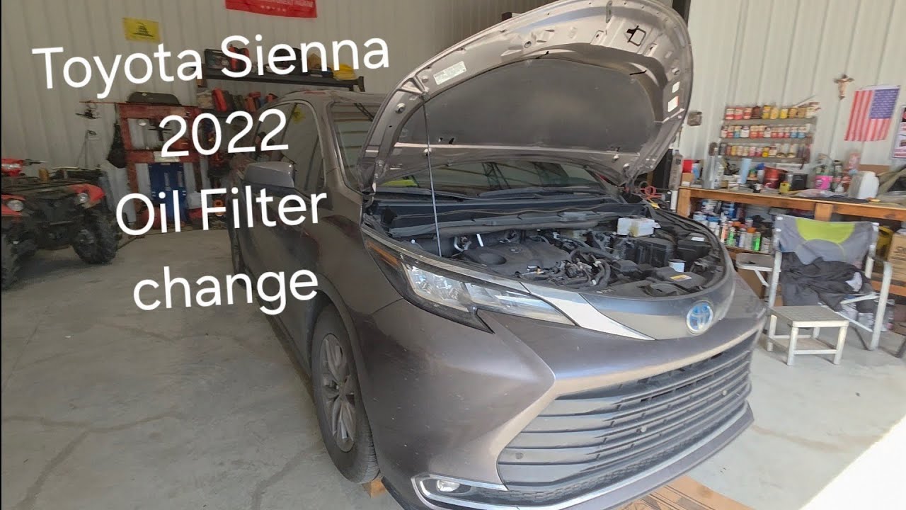 Toyota Sienna 2022 oil filter change 