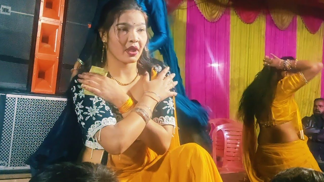 भोजपुरी सॉन्ग पर बहुत ही शानदार डांस वीडियो किया 