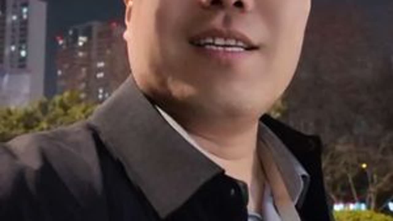 元宵佳节，渭南高新区上演千架无人机灯光秀，现场人山人海，满满的烟火气！一下就找到了过年的感觉！#饺子的vlog #渭南市高新区