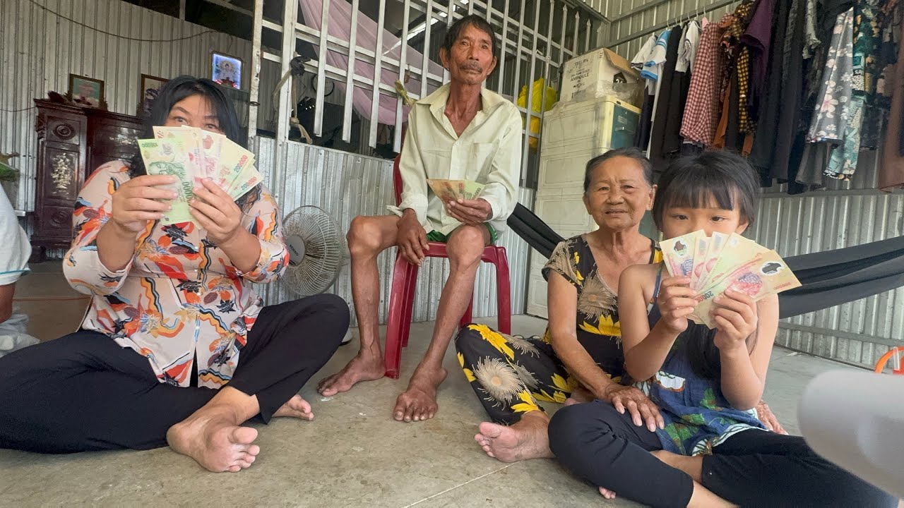 Đại gia đình em Loan hôm nay nhận được số tiền từ mtq giấu tên ở Mỹ