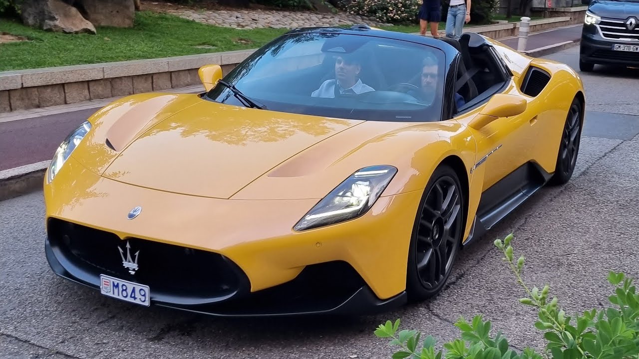 2023 Maserati MC20 Cielo in Monaco - Driving & Exhaust Sounds!