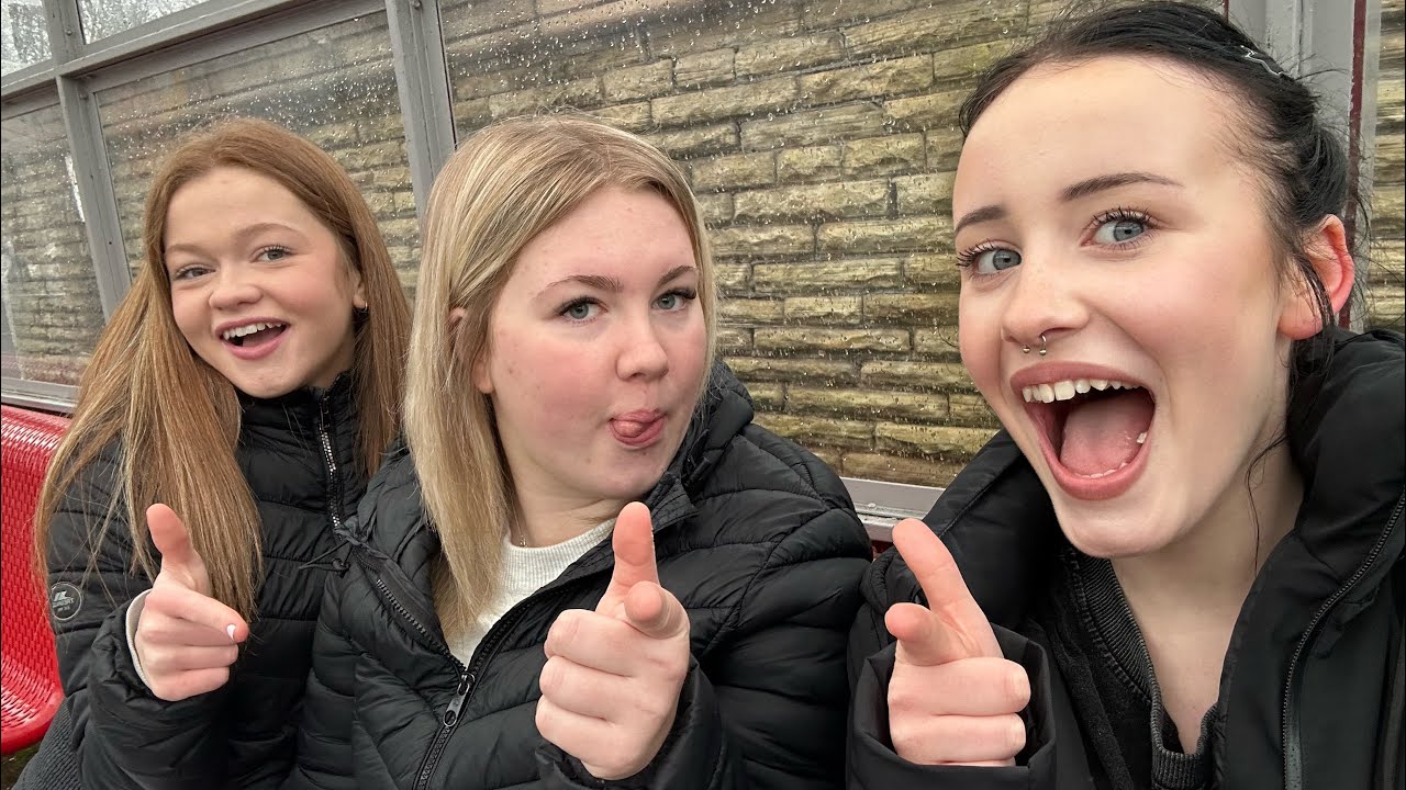 Shopping Vlog!💝🦄✨ Ft. Hollie Rickard