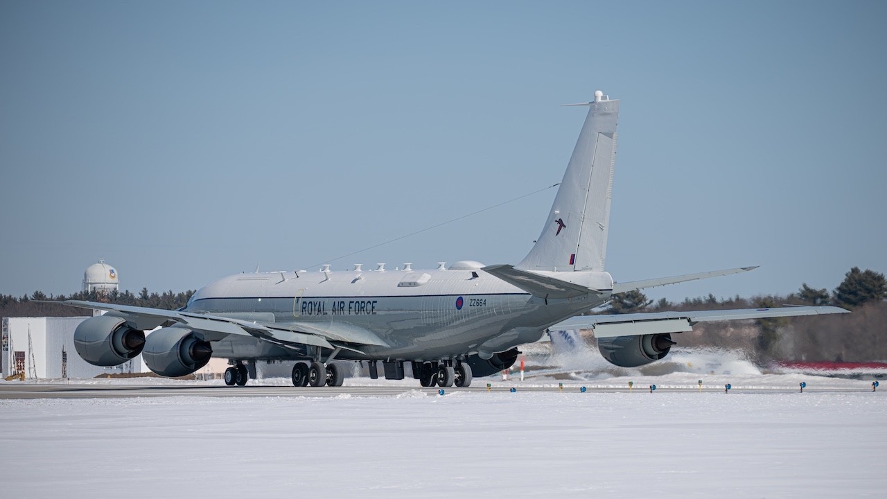 RAF RC-135W Rivet Joint Taxis and Departs | Pease ANGB (PSM)