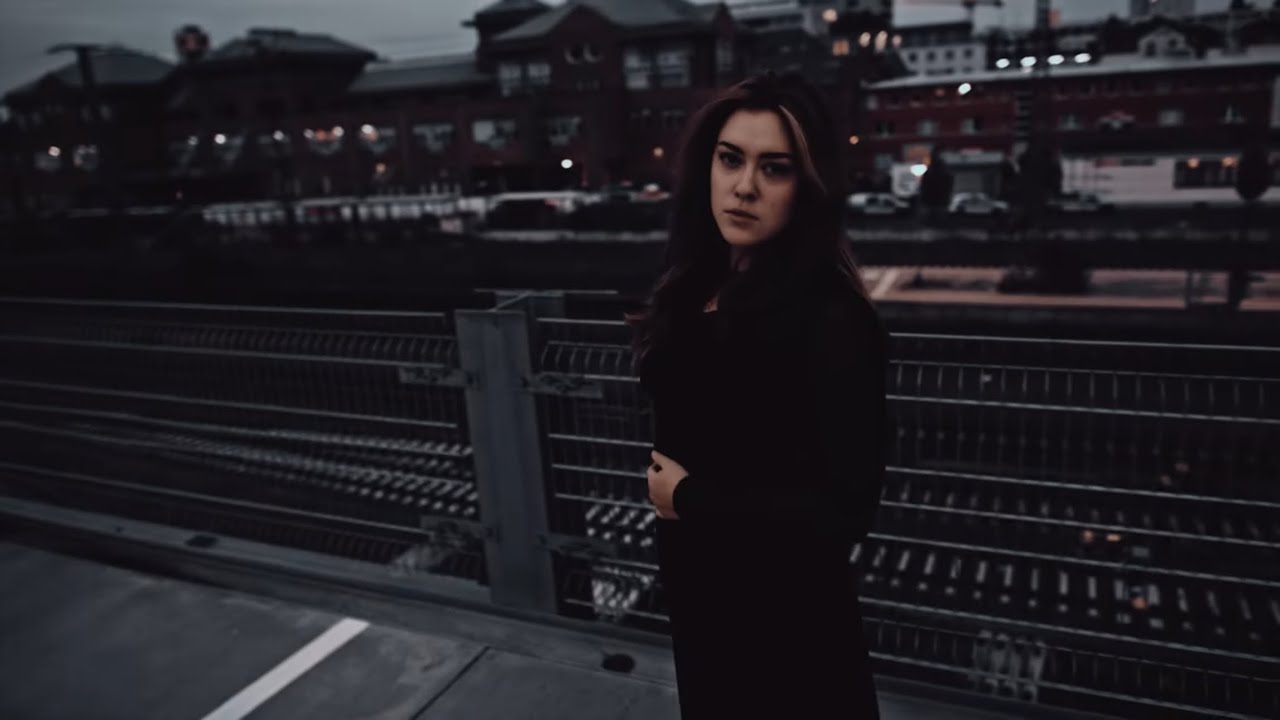 Vanessa Carlton - Paint It Black