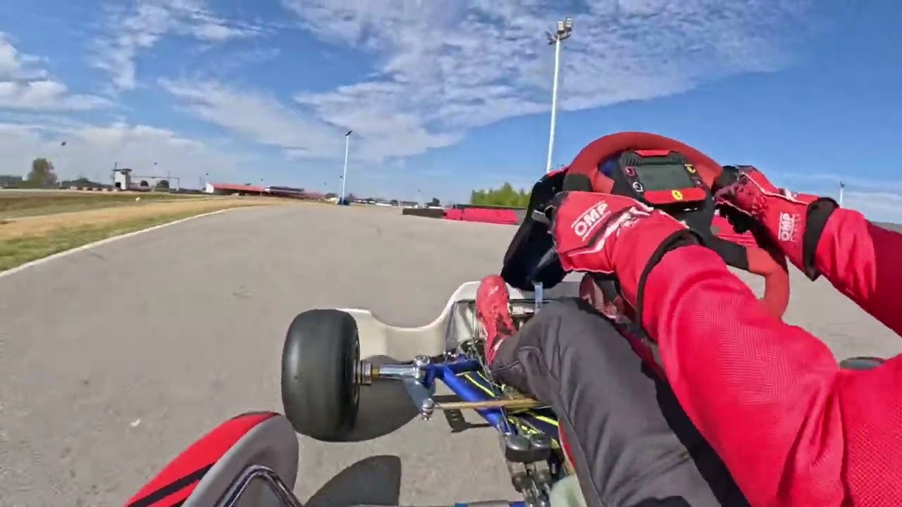DKC club race full qualifying session (360 cam)