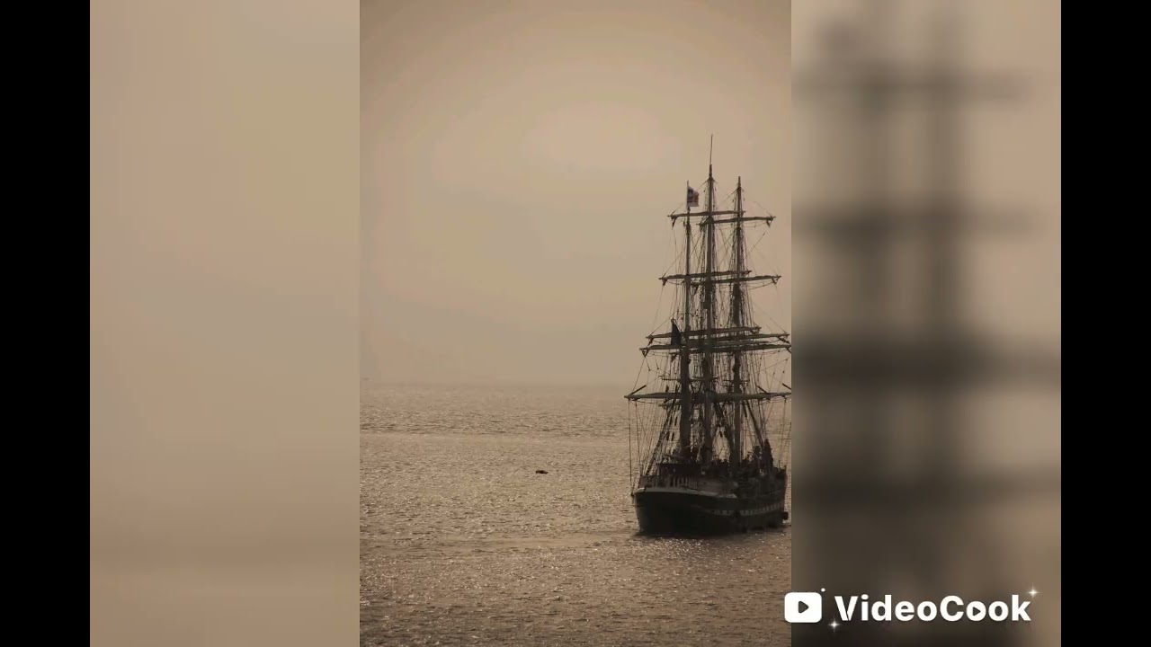 Le Belem quitte La Rochelle pour Bayonne 