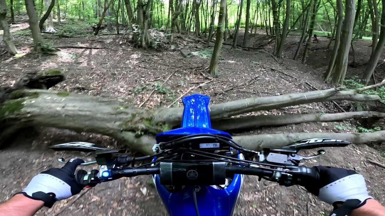 Yamaha WR 250 F fast hard enduro