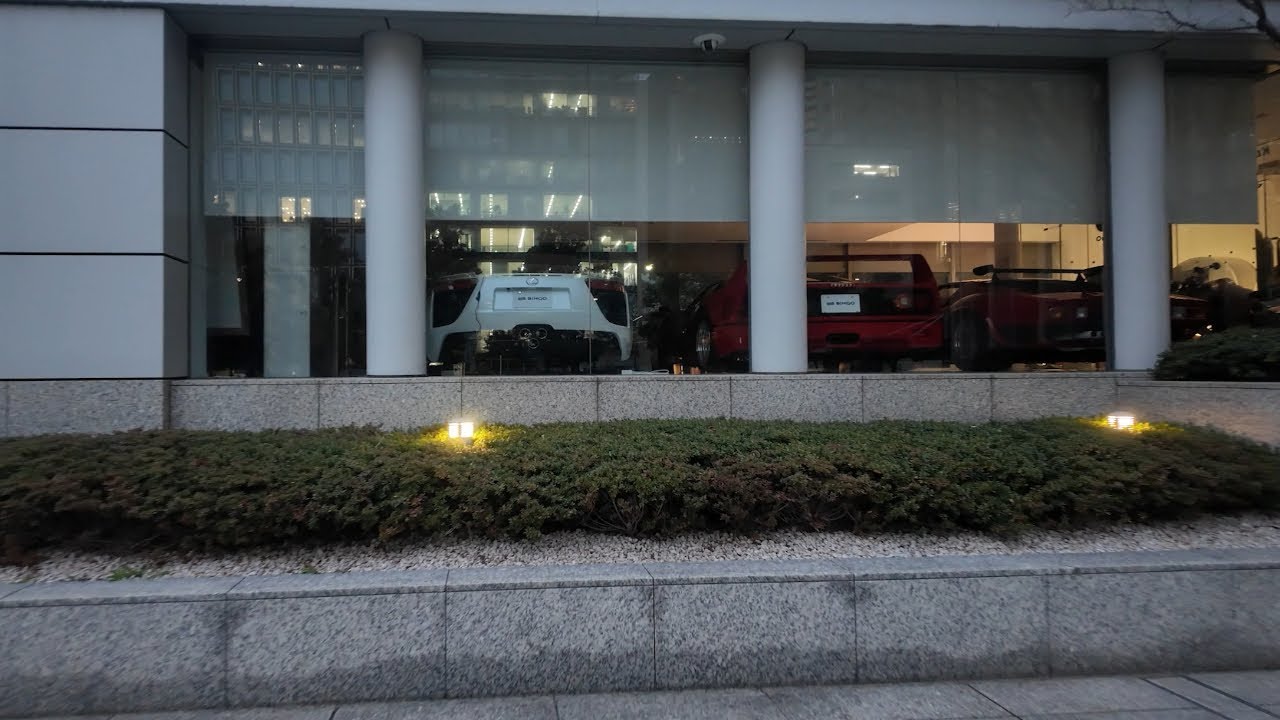 Заметил Lexus LFA и Ferrari F40 в стиле Нюрбургринга, а также охоту за едой на рыбном рынке Цукидзи!