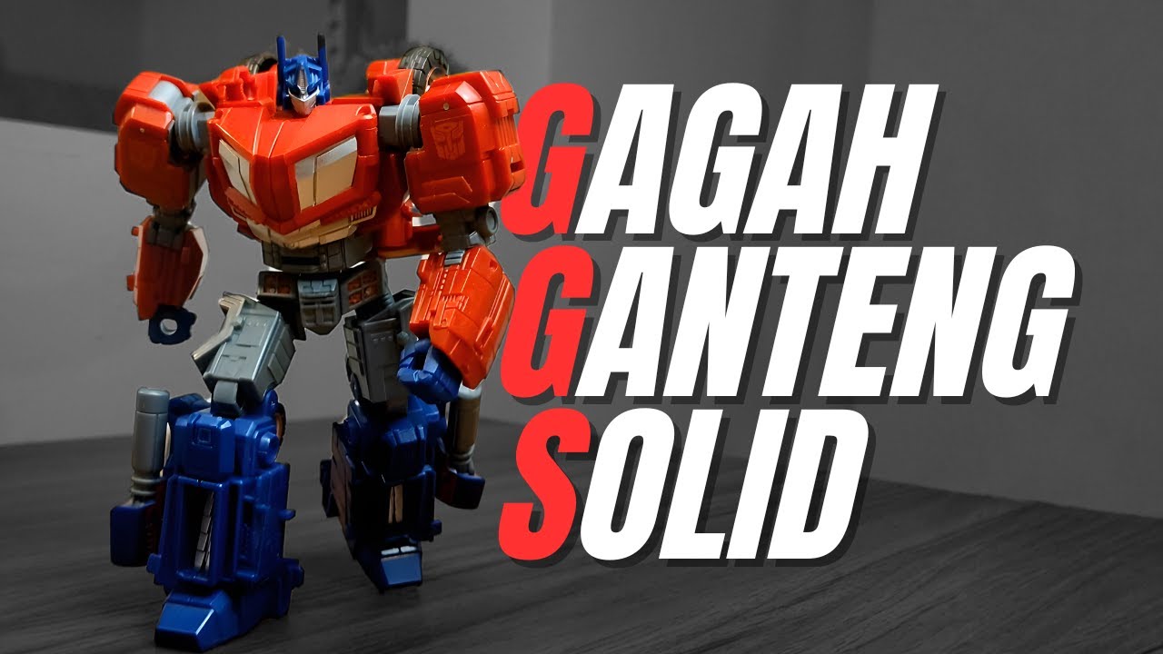 SOLID!  |  Studio Series Gamer Edition WFC Optimus Prime