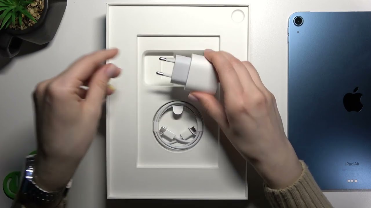 What kind of charger comes with iPad Air 5th Gen WiFi in the box?