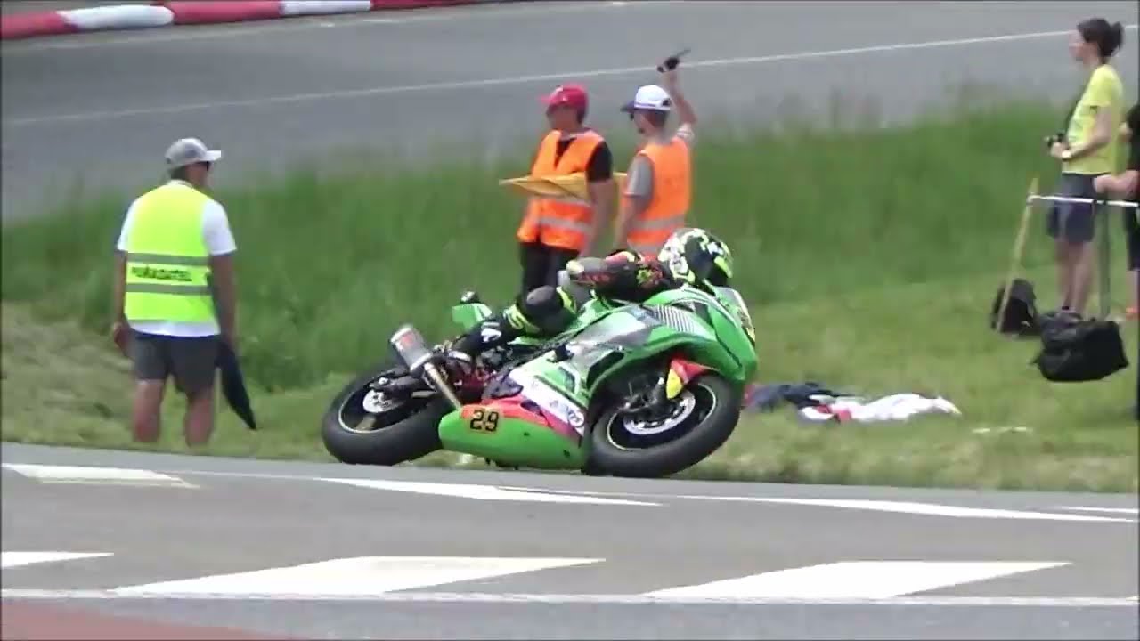 Slovácký okruh 2024 - Staré Město - Road Racing - 250 Open+SSP300+400SSP race #race #racing #moto