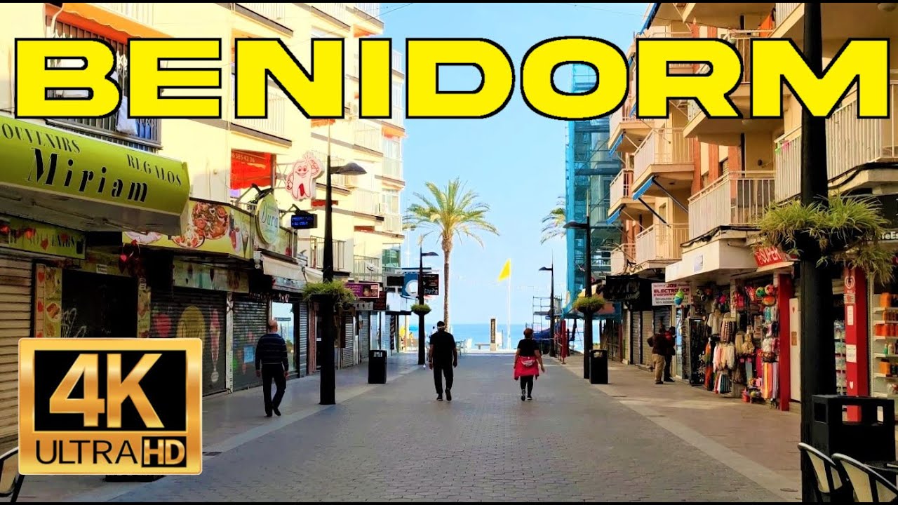 Caminando por el Centro de Benidorm (Alicante, Valencia, España) [4K UHD Ultra HD]
