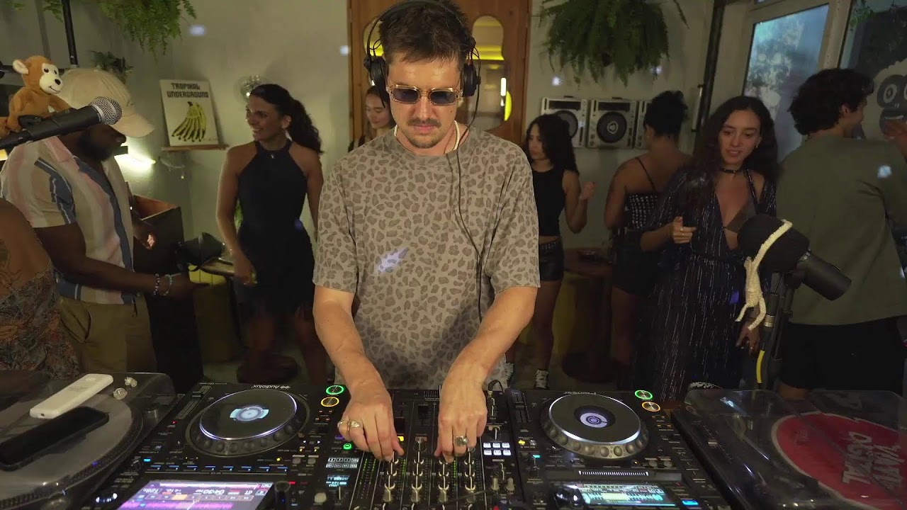 Leo Leonski DJ Set Mono Radio