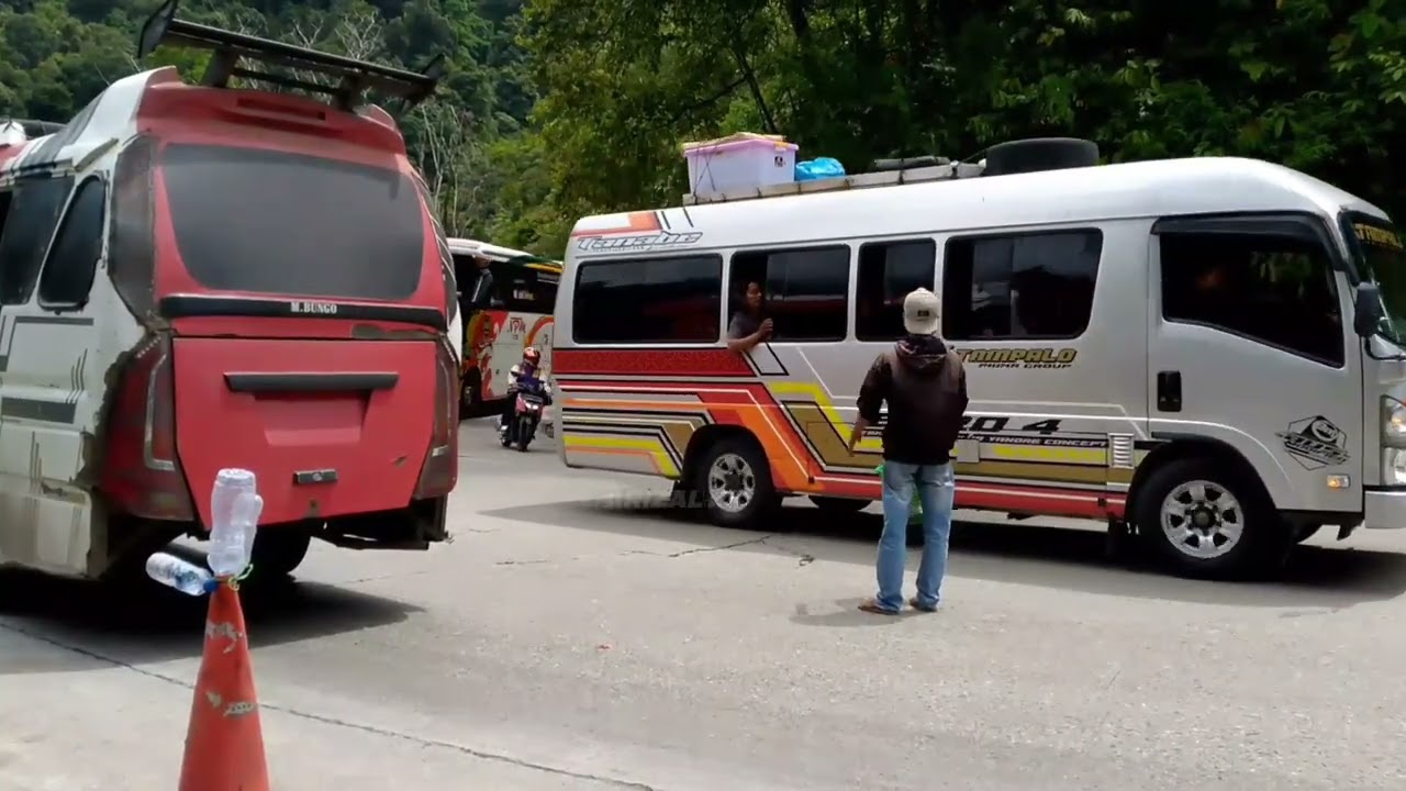 Efek Macet Sitinjau Lauik Banyak Bus Jalan Bareng Di Jalur Ini