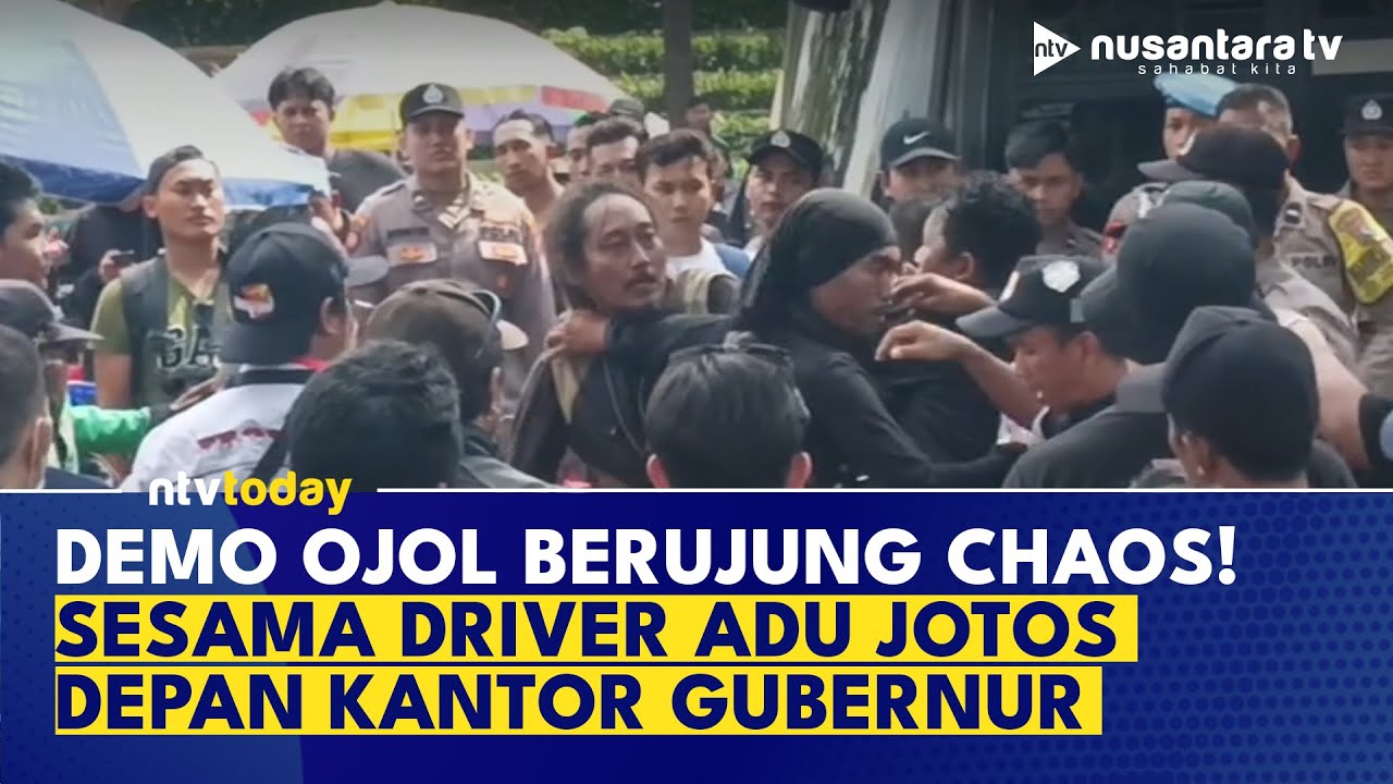 Demo Memanas! Sesama Driver Ojol Baku Hantam di Depan Kantor Gubernur Khofifah | NTV TODAY