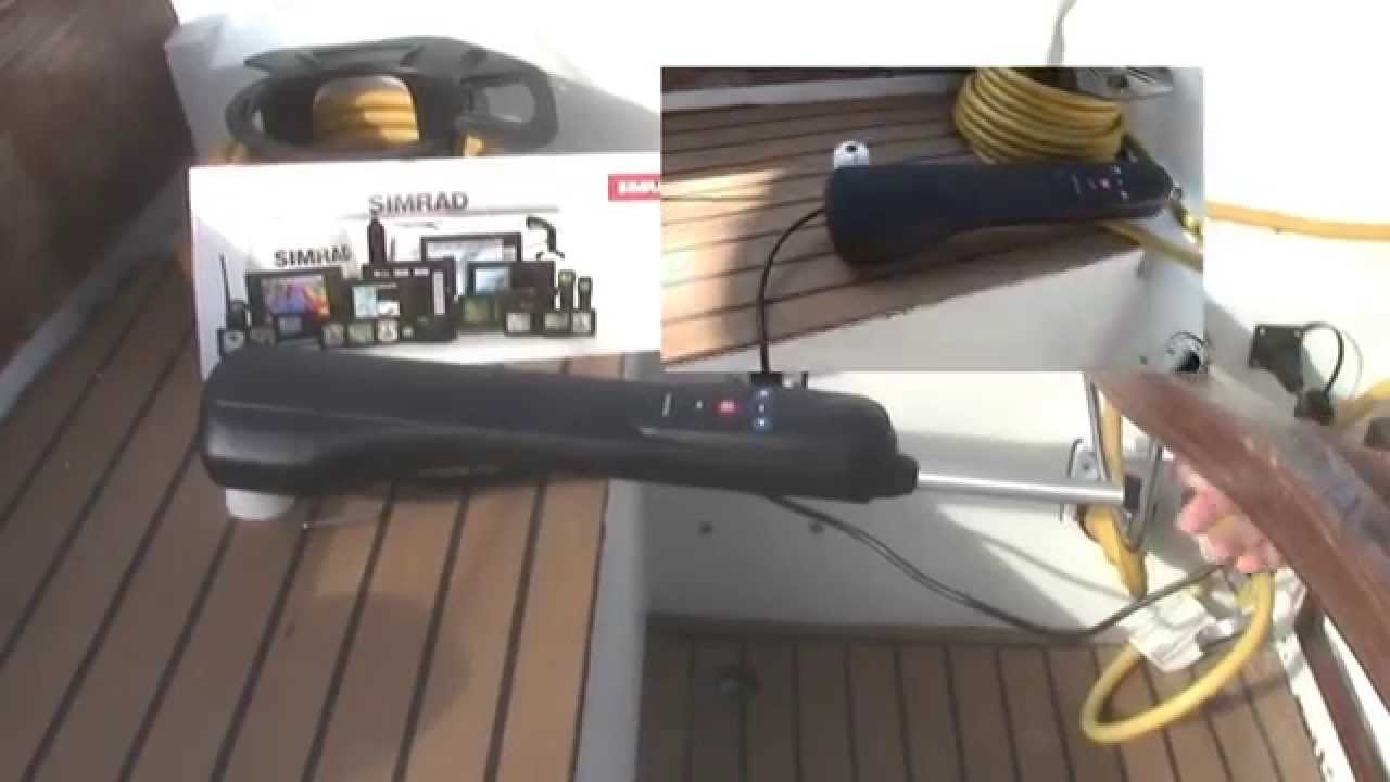 Установите Tiller Pilot от Simrad