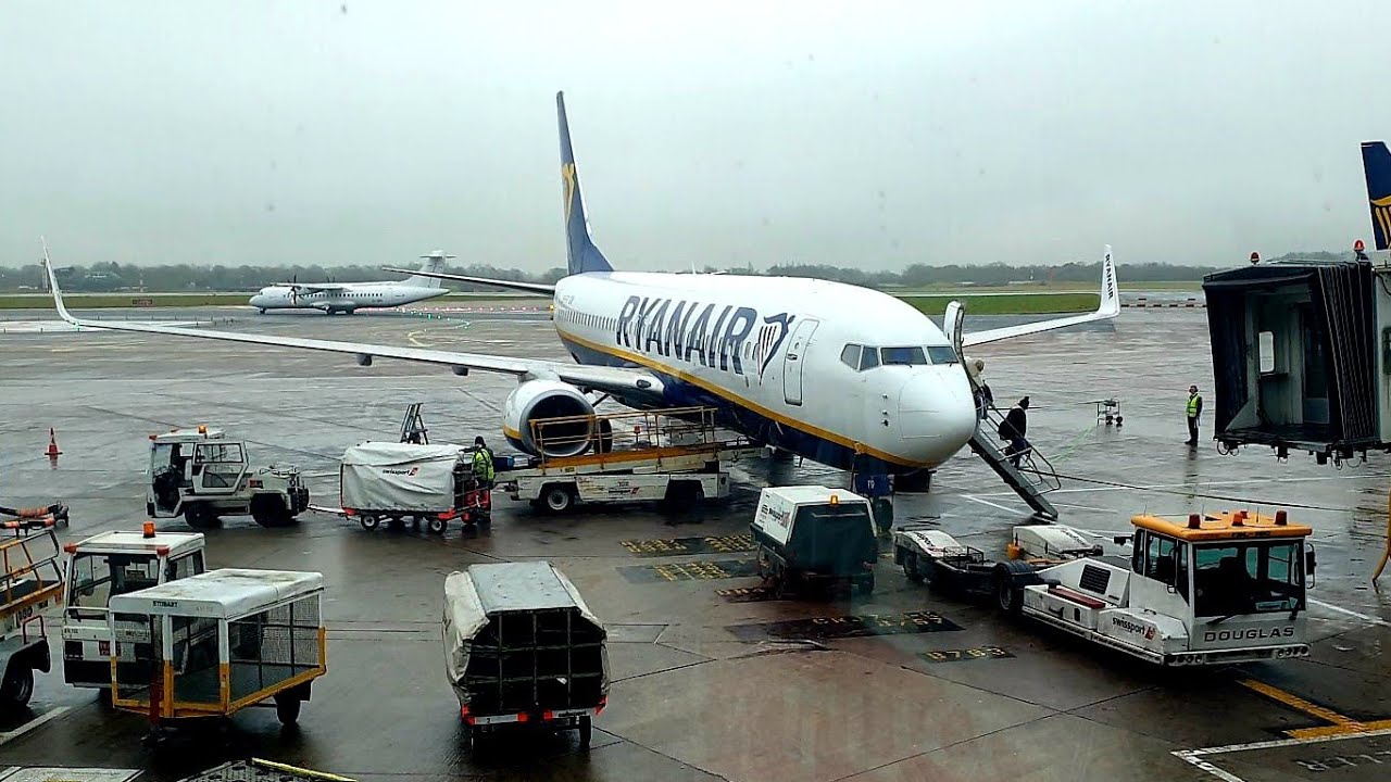 [TRIPREPORT] Berlin Schoenefeld - Manchester | Ryanair 737-800