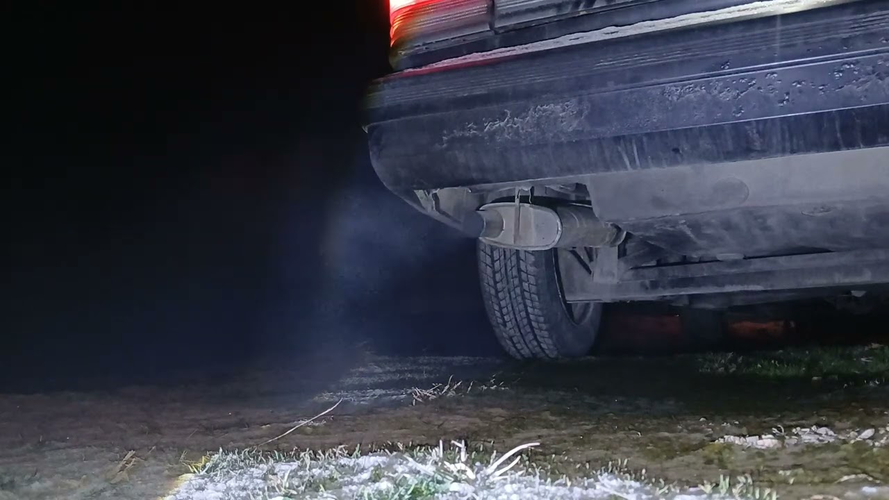 1994 plymouth acclaim 2.5L 5 speed cold start 20° exhaust POV