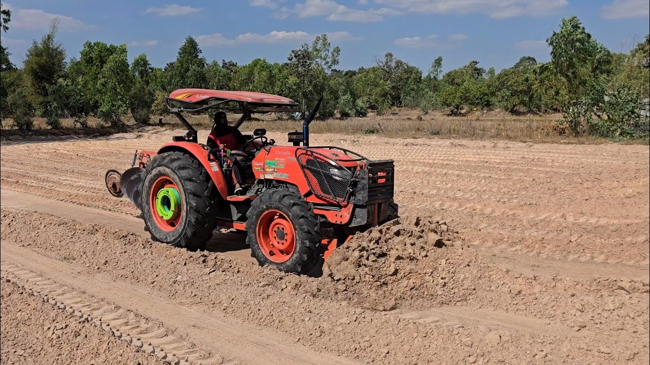 อุ้มดินหนักๆ กำลังเหลือๆ Kubota M9540