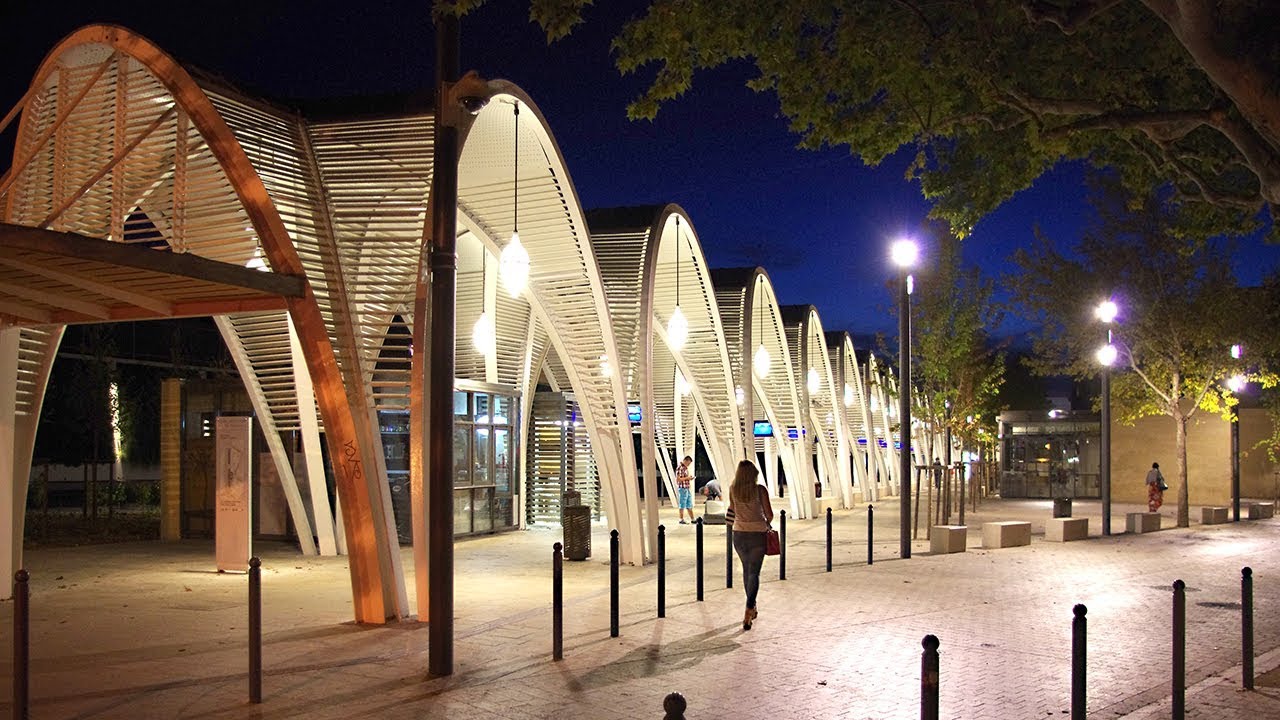 BUS STATION AIX EN PROVENCE