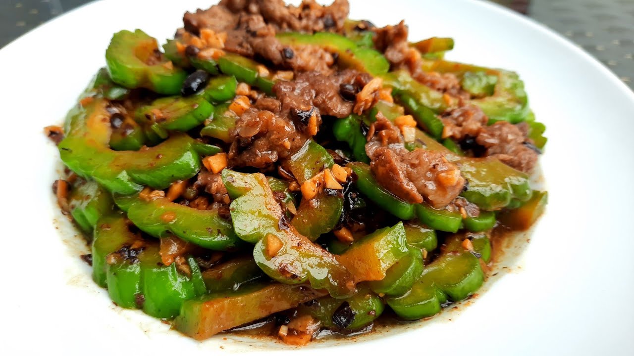 How to cook bittermelon with beef and blackbean sauce/how to reduce bitterness?watch this!
