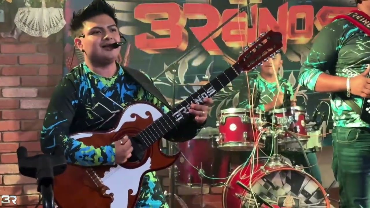 Disfruto lo malo - 3 Reinos 
