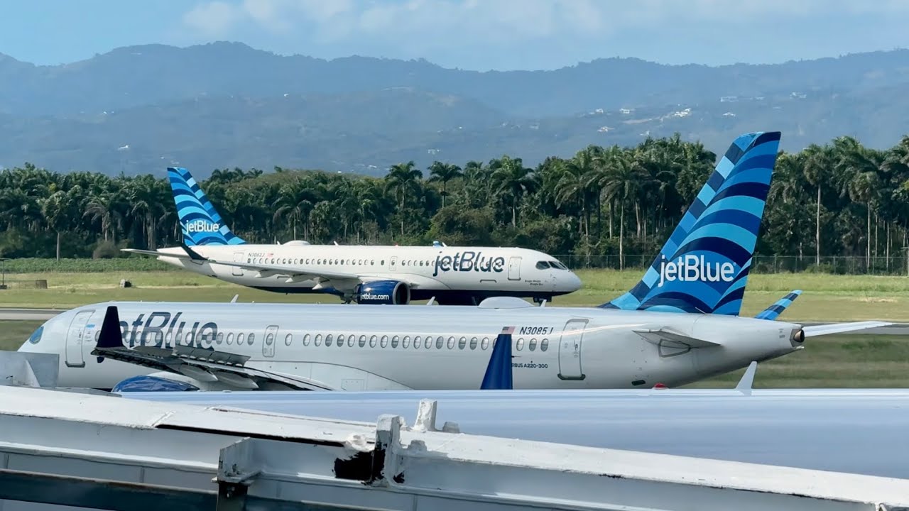AVION REGRESA POR PROBLEMAS A LA TERMINAL ENNEL AEROPUERTO INTERNACIONAL DEL CIBAO | #airplane 