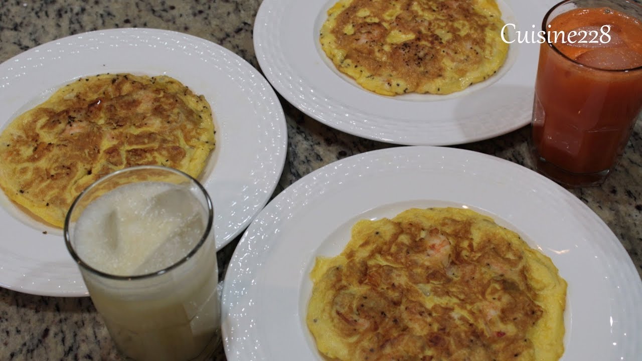 Breakfast: Shrimp omelette || Petit déjeuner: omelette au crevettes