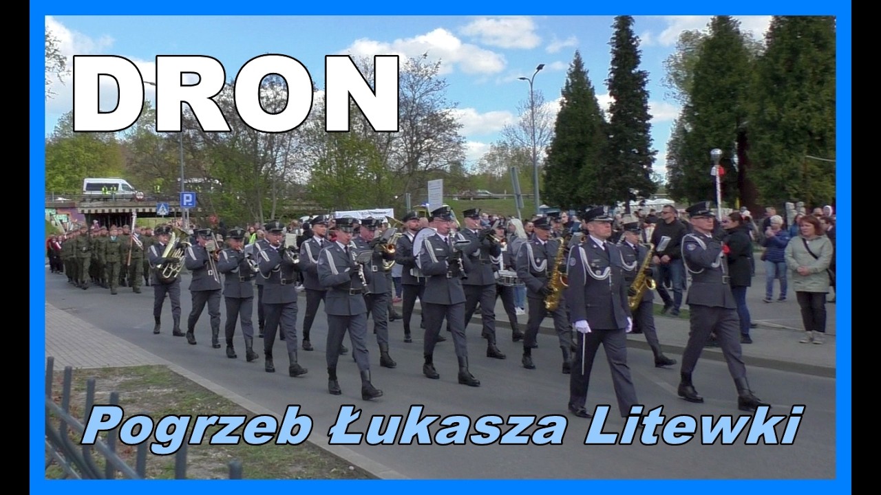 Pogrzeb Łukasza Litewki i jego gr&oacute;b. Dron.