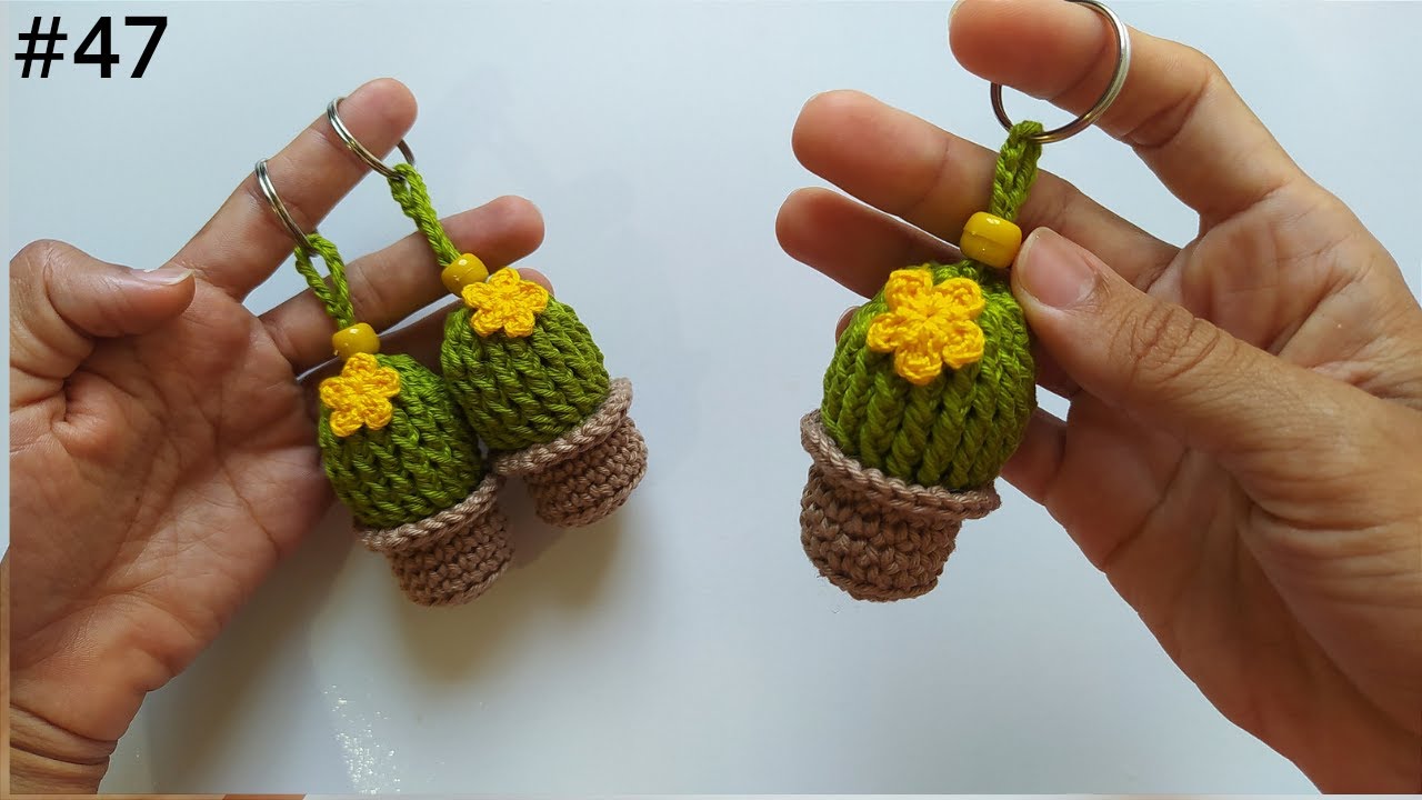 CHAVEIRO de CACTO em CROCHÊ - O mais RÁPIDO e FÁCIL que já fiz!