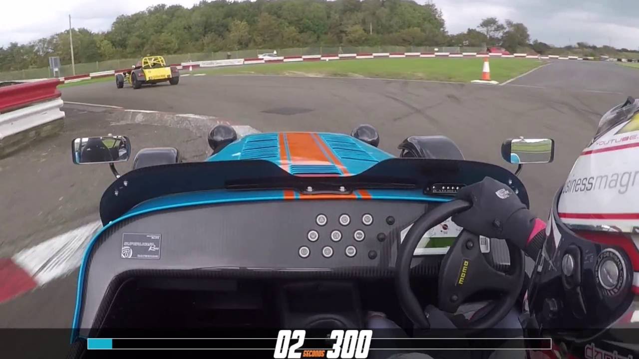 Llandow Track Day 43.500 Lap in My Caterham R500 Duratec