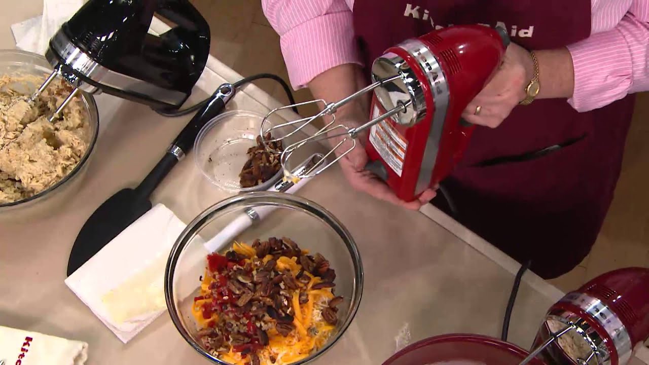 KitchenAid 721 Series 7-Speed Digital Hand Mixer w/ Bag & Dough Hooks with David Venable